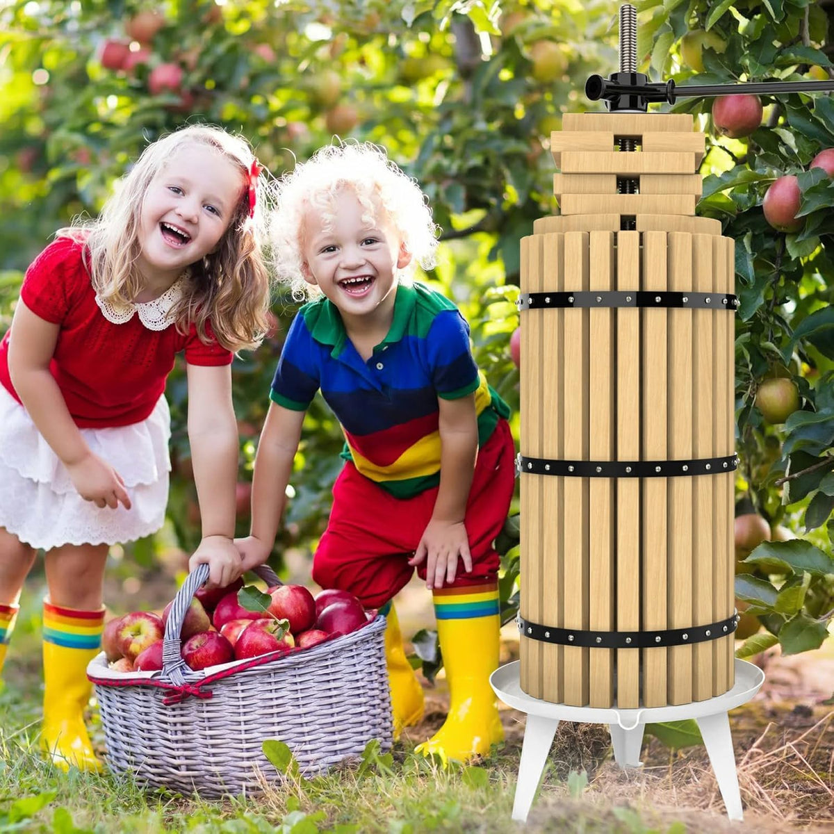 SQUEEZE master Fruit Press-7.9 Gallon/30L-Solid Wood Basket Wine Press-Vintage traditional juicer-6 Press Wooden Blocks-Pole Handle Bar for Juice,Wine,Cider-1 free filter bag included