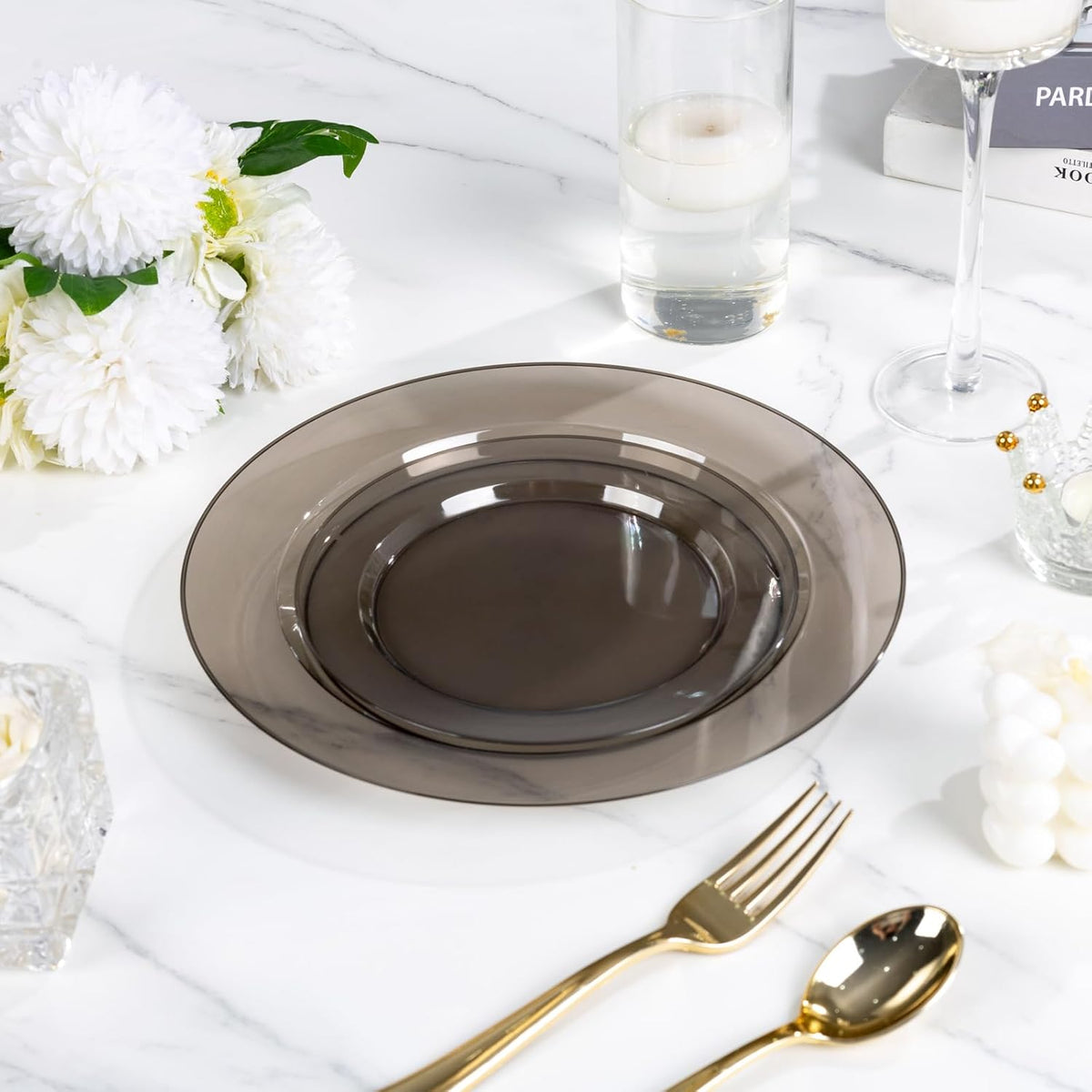 I00000 200 Pcs Clear Black Plastic Plates, Black Disposable Party Plates Include 100 Dinner Plate 10’’ and 100 Dessert Plate 7’’ Perfect for Birthday, Party & Wedding