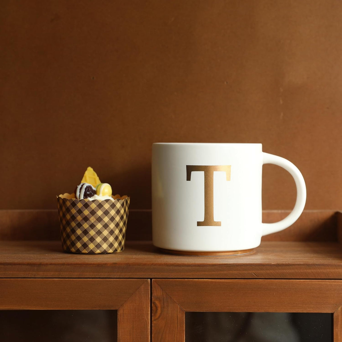 COLLECTIVE HOME - Monogram Ceramic Mugs, 15 oz Golden Initial Coffee Cups, Elegant Alphabet Tea Mugs, Elegant Personalized Mug with Gift Box, Unique Mug with Double Side Capital Letter (T)