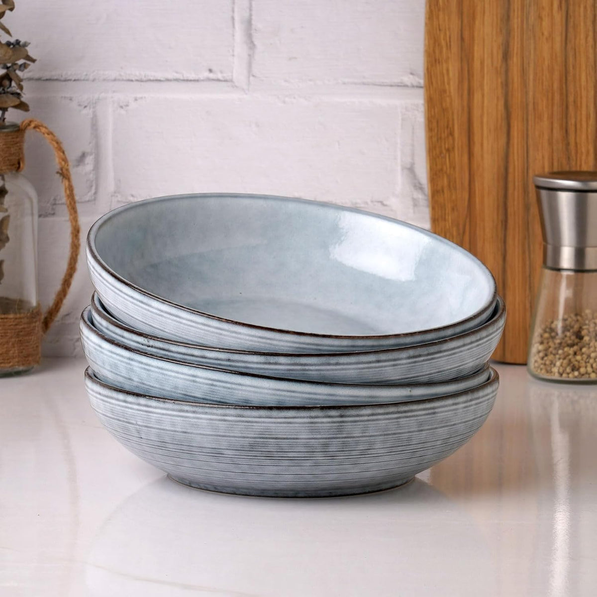 famiware Tempus Pasta Bowls Set of 4, 40 oz Bowls for Kitchen, Stoneware Deep Serving Bowls, Dishwasher & Microwave Safe Bowls for Cereal, Salad, Soup, Dessert etc - Pearl Blue