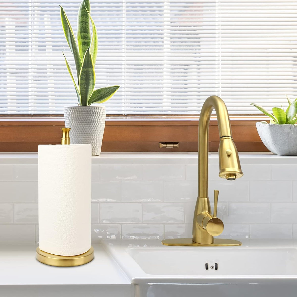 Akicon Paper Towel Holder Stand for Kitchen Countertop & Dining Room Table (Brushed Gold Brass Paper Towel Holder Stand, Modern)