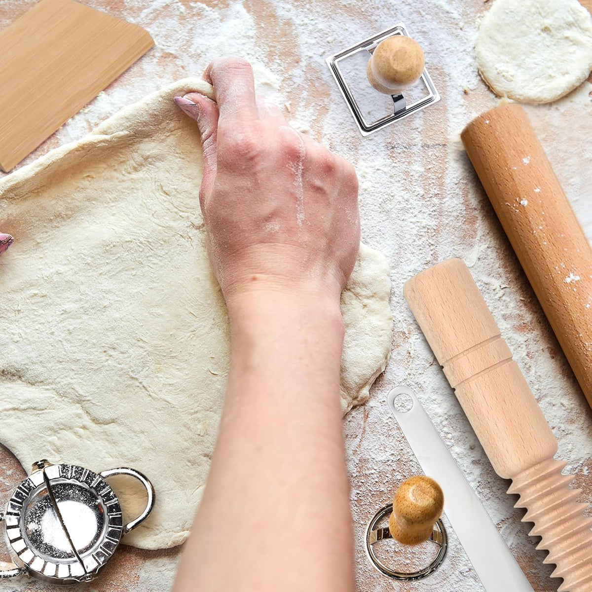 11 Pcs Pasta Making Tools Kit - Includes Wooden Gnocchi Board with Ravioli Stamp Cutter, Threaded Rolling Pin, Dumpling and Pasta Maker - Gift for Homemade kitchen Baking Lovers