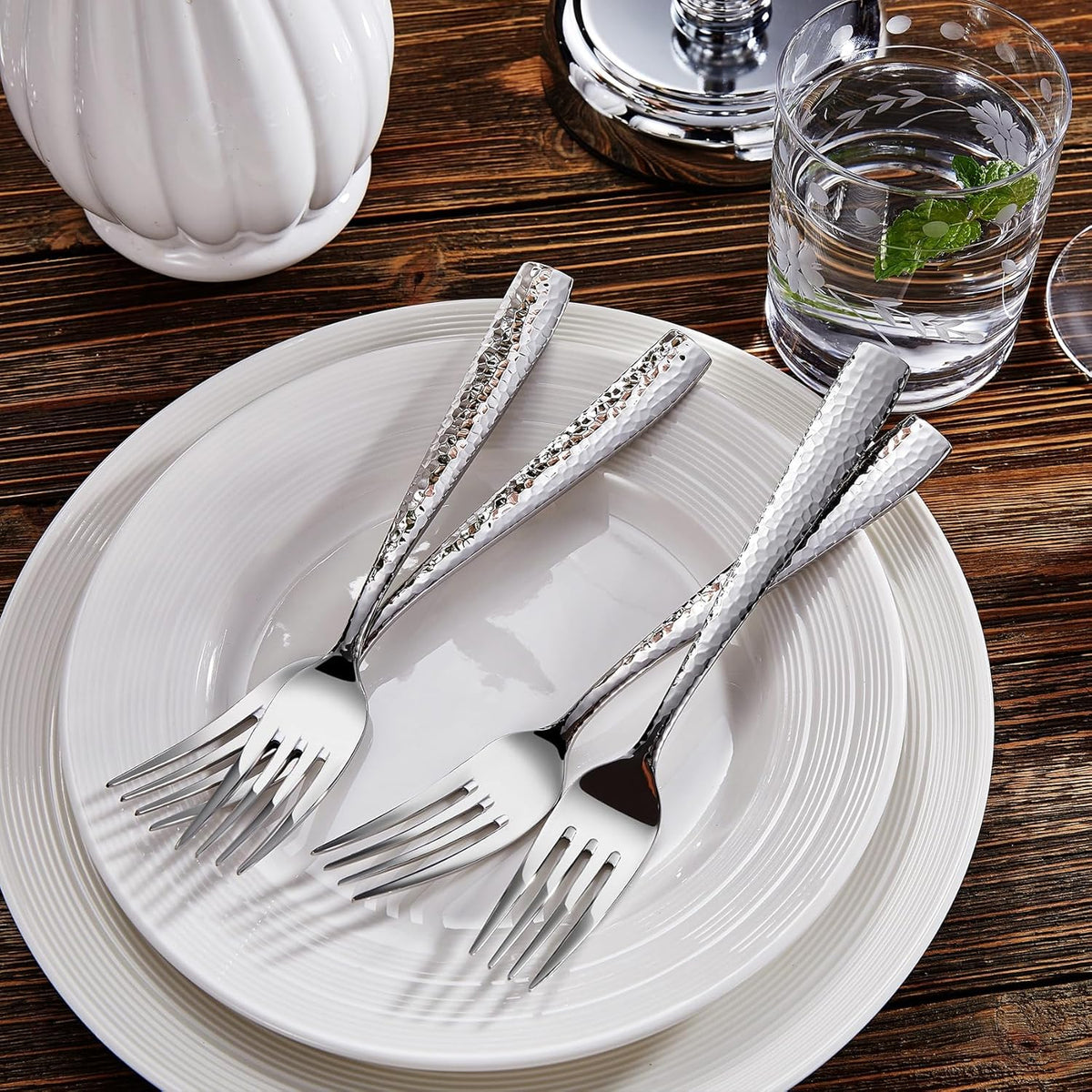 KEAWELL Premium 20/45/65 Piece Louis Hammered Silverware Set with Squared Edge, 18/10 Stainless Steel, Service for 4/8/12, Fine Flatware Set, Dishwasher Safe (65)