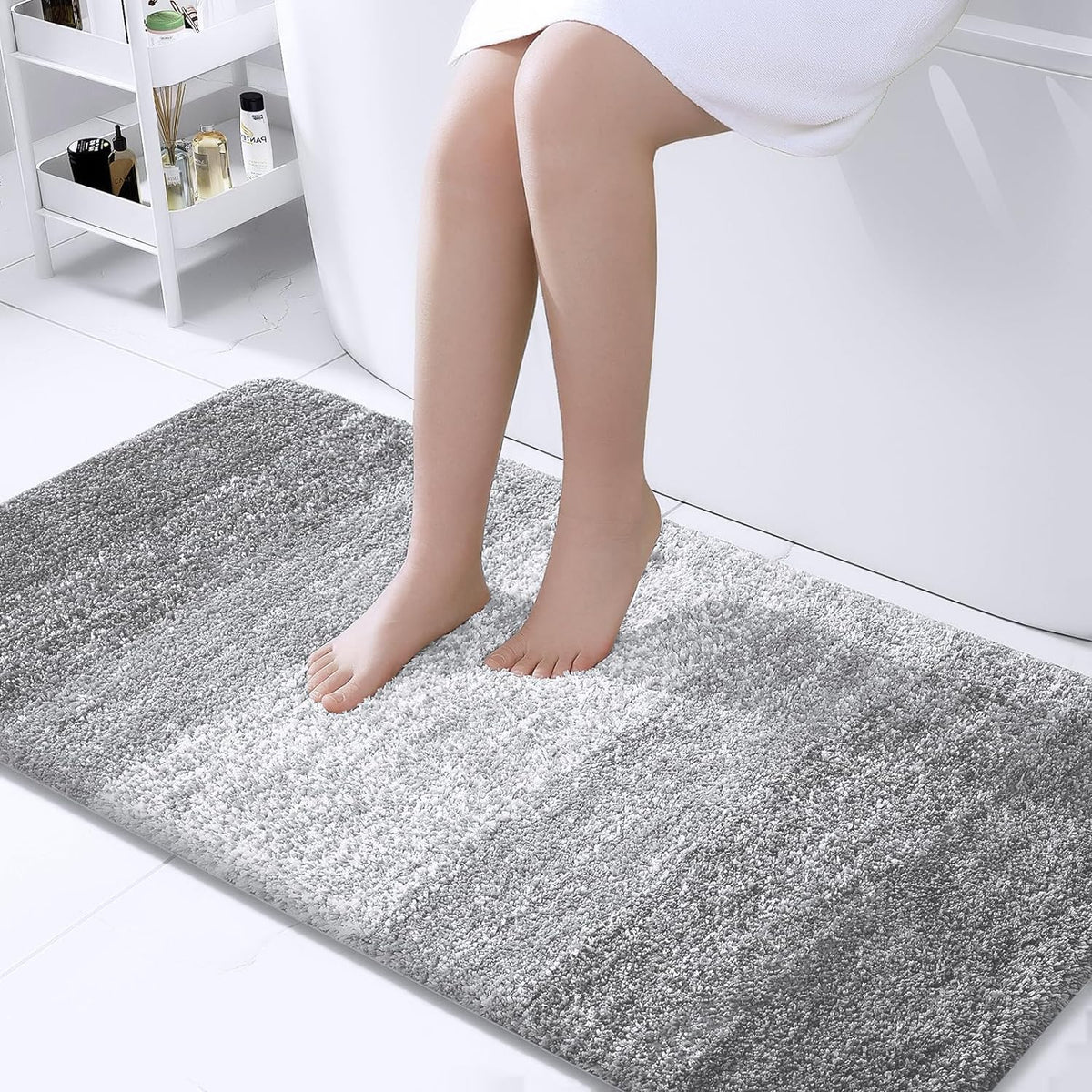 OLANLY Bathroom Runner Rugs 47x24, Extra Soft Absorbent Microfiber Bath Rugs, Rubber Backing, Quick Dry, Washable Bath Mats for Bathroom Floor, Tub and Shower, Home Decor Accessories, Light Grey