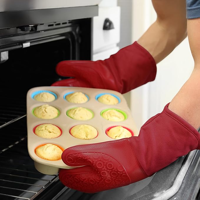 BPA-Free Silicone Oven Mitts Ultra Heat Resistant up to 500°F - Oven Mitts with Thick Cotton Liner - Long Slip Resistant Pot Holders, Flexible Oven Gloves - Empire Red 13.7