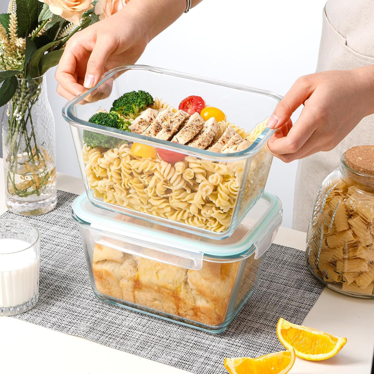 NUTRIUPS 2.6 L Large Glass Food Storage Containers, 9×6×5in Deep Rectangular Meal Prep Containers, Glass Microwave Bowls with Lids