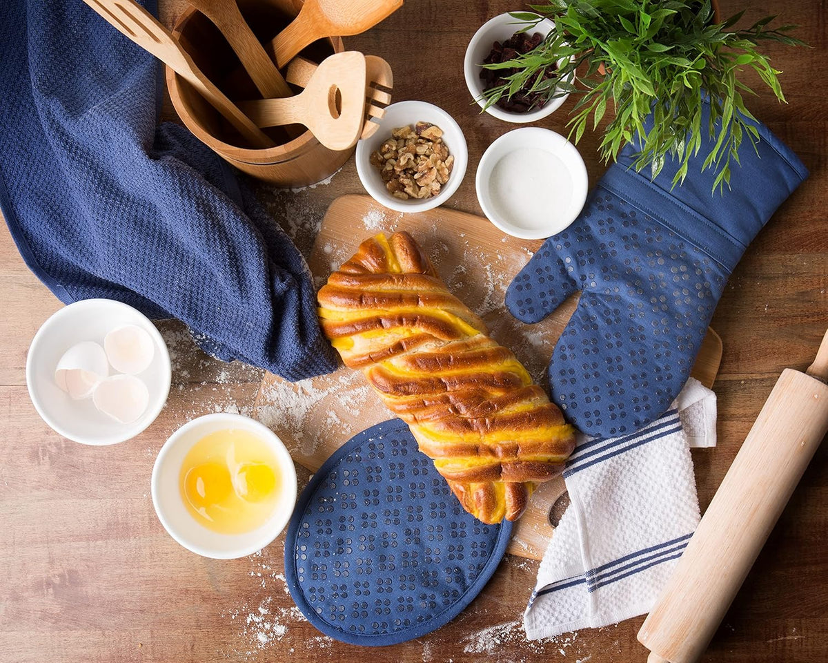 Sticky Toffee Silicone Pot Holders Set of 2, Dark Blue, Heat Resistant to 500°F, Non-Slip Oven Hot Pads with Oeko-Tex Cotton Shell, 7 x 9 in