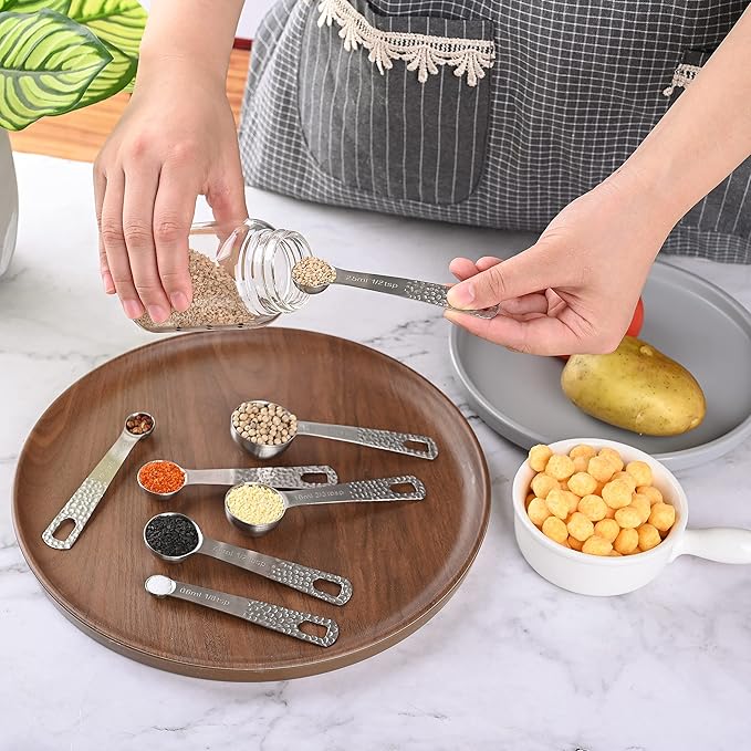 Measuring Cups and Spoons Set 16, 18/8 Stainless Steel Measuring Cups and Spoons Set, Metric & US 6 Measure Cup & 7 Measure Spoon with 1Leveler & 2 Locking Rings for Baking & Kitchen